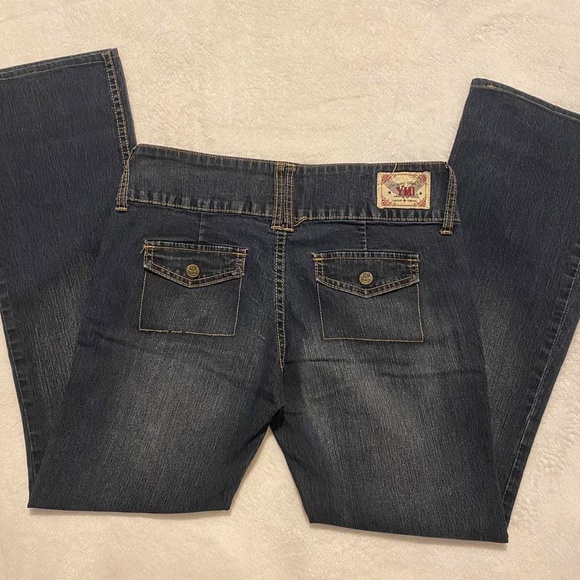 YMI low rise bootcut jeans - Picture 4 of 8